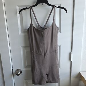 All in Motion Gray/taupe Activewear Romper Medium G195